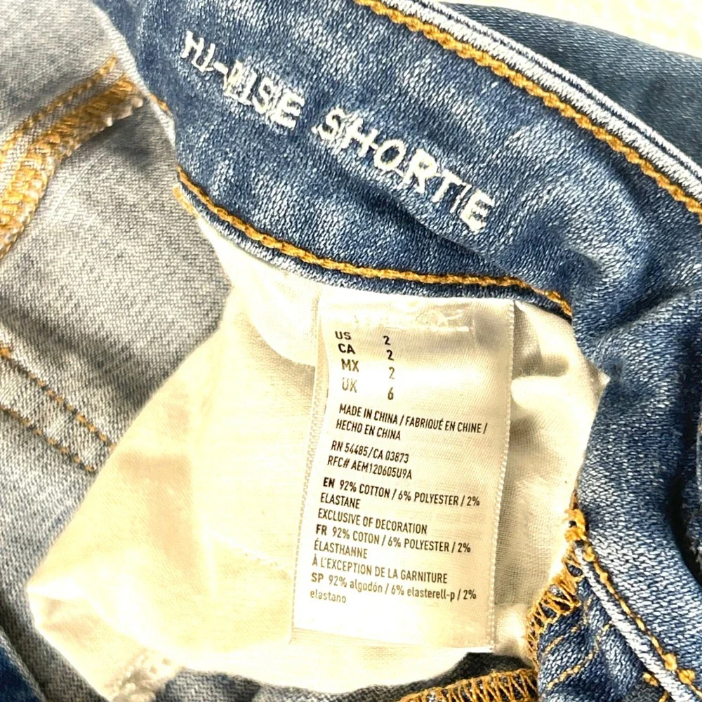 American Eagle Hi-Rise Shortie Distressed Denim Shorts Blue Super Stretch Size 2 - Picture 5 of 13